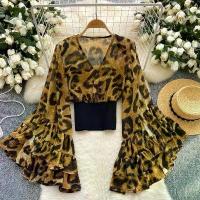 ราคา เสื้อเชิ้ต ลายดอกไม้ เรียบหรู สำหรับผู้หญิง คอวี แขนกระดิ่ง ทรงสลิมฟิต อเนกประสงค์ แฟชั่น สไตล์ลำลอง เสื้อเชิ้ต ติดกระดุม จากจีนแผ่นดินใหญ่ (1732431115791140451)