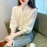 ราคา เสื้อเชิ้ต ผ้าฝ้ายแท้ แขนสั้น สีขาว สำหรับผู้หญิง ใส่หน้าร้อน แขนพัฟฝรั่งเศส แขนสามส่วน เสื้อปักกลวง ปี 2025 (1731728921841862024)