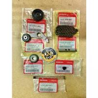 ราคา ชุดยางกลิ้งโซ่แท้ Wave-125i ปลาวาฬ ปี2012-2020 (ไฟหลอด และ ไฟ LED)/ Msx ทุกปี / C125 น้ํามัน เครื่องมอเตอร์ไซค์ โช๊คหลัง 320 มิล ลูกสูบ 53 เชียร์ เวฟ 6 วาล์ว เสื้อ 50 จาน (1733953498642482442)