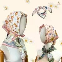 ราคา [Tiktok] Kiss Me Doll ผ้าพันคอ/ผ้าคลุมไหล่ คอลเลคชั่น Kiss me doll ขนาด 50x50 ซม. (1733953429256570086)