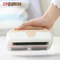 ราคา แปรงเตียงญี่ปุ่น พรม โซฟา แปรงป้องกันไฟฟ้าสถิต แปรงเตียง โรลม้วนคู่ แปรงทำความสะอาดเตียง แปรงกำจัดฝุ่น (1733621620971374279)