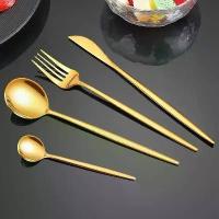 ราคา ชุดช้อนส้อมทอง 4 ชิ้น สแตนเลส มีด ส้อม ช้อน เครื่องใช้บนโต๊ะอาหาร ชุดเครื่องครัวสำหรับงานเทศกาล ของขวัญ (1733533166274577464)