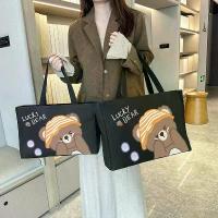 ราคา กระเป๋าเก็บของลายการ์ตูนสำหรับเดินทางแบบพกพากันน้ำ หิ้วได้ เก็บเสื้อผ้าได้ ใส่ในกระเป๋าลาก รถเข็น กระเป๋าจัดเก็บเสื้อผ้า (1733468558499350440)