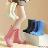 ราคา รองเท้าบูท กันฝน พื้นนิ่ม รองเท้าบูทกันน้ำ กันลื่นและทนทาน สําหรับหน้าฝน น้ำหนักเบาใส่สบาย งานดีซิลิโคนนิ่ม COD (1733052872201438691)