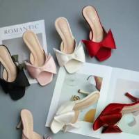 ราคา 【ฮิตมากในปีนี้】 YOURSHOES B83 / รองเท้าส้นสูง 3นิ้ว รองเท้าส้นสูงผ้าซาตินแต่งโบว์ รองเท้าออกงาน (1732629213749741242)