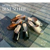 ราคา ต้องชำระเงิน， เท้ารู้สึกปิดผนึก, CARLA_BEROTTI รองเท้าส้นสูง ส้นบล๊อค หนังหน้าเรียบใส่สบาย ส้นสูง 3 นิ้ว รหัส TYZ51 (1734333396166412268)