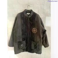 ราคา เสื้อคลุมผ้ากำมะหยี่บุนวมกันหนาว วินเทจ สีน้ำตาลดำ ไซร้LLรอบอก50 จัดส่งเฉพาะจุด အ န ွ ေ း ထ ည ် လ က ရ ှ သ ာ င boy เสื้อ กันหนาว ทีม ฟุตบอล แจ็คเก็ต กึ่ง สูท ผู้ ชาย เสื้อแจ็คเก็ต แมนยู (17332955354943