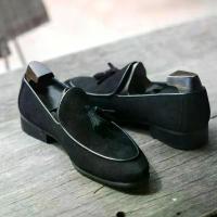 ราคา Arcobareno Tassel Loafers Suede Black (1729754202462063179)