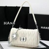 ราคา Genuine Leather Underarm Bag 2024 New Crossbody Women's Bag High-end Rhinestone Chain Bag MIU Pleated Bag Authentic Designer Brand (1733037118371496966)