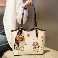 ราคา Stylish Women's Tote Bag - Large Capacity, with Brown Accents, Playful Animal Print Design, Perfect for Commuting and Everyday Use, Sturdy Handle Construction (1734155422499767819)