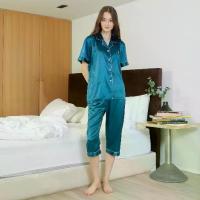 ราคา ชุดนอน Vana แขนสั้นขาสามส่วน สีพื้น ผ้าซาติน (1734370040705288177)
