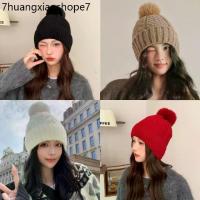 ราคา ❄️พร้อมส่ง❄️หมวกไหมพรม หมวกกันหนาว บุขนด้านใน หมวกบีนนี่ แฟชั่นกันหนาว ไหมพรมหนานุ่ม (1733531478369928696)