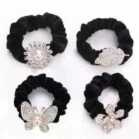 ราคา ยางรัดผมคริสตัลสำหรับผู้หญิง 4 ชิ้น ยางรัดผมประดับเพชร ยางรัดผม ห่วงผม สไตล์หวาน อุปกรณ์เสริมผมแฟชั่น (1733622212432069669)