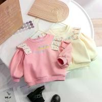 ราคา เสื้อผ้าฤดูใบไม้ร่วงและฤดูหนาวสำหรับเด็กผู้หญิง เสื้อสเวตเตอร์บุนวมบุนวมซับในขนแกะ สไตล์ตะวันตกใหม่ เสื้อผ้าเด็กแฟชั่น ลูกไม้ชั้นเดียว เสื้อซับในขนแกะ แฟชั่นเด็ก 2023 (1729818687579130315)