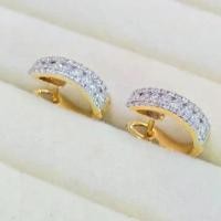 ราคา ต่างหูห่วงเพชร 3 แถวเก๋ๆ ทองคำแท้ 18 K (1732950878033643408)