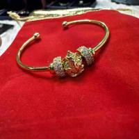 ราคา สร้อยข้อมือพระพิฆเนศ 18 k เพทาย (1732953771492542364)