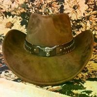 ราคา หมวกคาวบอย 2025 Unisex สไตล์ตะวันตกแท้ เนื้อหนังนิ่มเทียม พร้อมลายหัววัวโลหะ งานเทศกาล&คอสเพลย์ | #หมวกคาวบอย2025 #สไตล์ตะวันตก #คอสเพลย์อุปกรณ์ (1731647071040996783)