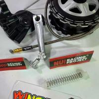 ราคา ดุมหน้า ดรัมเบรค เจาะฟันเฟือง สีดำ + ฝาเบรคหน้าดำเจาะ + มือลิงซู CNC NUI + สปริงดันสายเบรคหน้า + สายเบรคหน้าZERN ชุด4ชิ โช๊ค หน้า ตัด แกน หลังเวฟ โช้ค เวฟ ขาตั้ง ข้าง ไฟ (1734288962500593387)