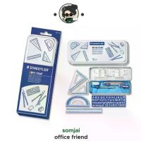 ราคา พร้อมส่งจากไทย STAEDTLER (สเต็ดเล่อร์) ชุดเรขาคณิต พร้อมกล่องเหล็ก วงเวียน กบเหลา ยางลบ ดินสอ ไม้บรรทัด ไม้วัดมุม (1733618537828025451)