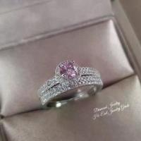 ราคา Diamond Ring แหวนเพชรงานเพชร CZ แท้ ดีไซน์แหวนคู่ พลอยชมพูเม็ดกลางขนาด 0.5 กะรัต (1734067926701933744)