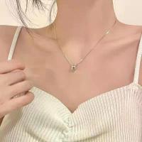ราคา สร้อยคอ จี้ รูปตัว H สำหรับผู้หญิง สีทองและสีเงิน โซ่กระดูกฉลามทรงเรขาคณิต (1731559666843224057)