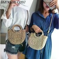 ราคา กระเป๋าสานเกาหลี Mini Bucket Bag พร้อมสายสะพาย F110 (1734043984830891469)