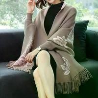 ราคา ผ้าคลุมไหล่แบบพลิกกลับได้ สไตล์เคป ผ้าจากการ์ดถักที่อบอุ่น ผ้าคลุมศีรษะและผ้าคลุมไหล่สำหรับผู้หญิง มาพร้อมกับเข็มกลัด 1 ชิ้น แผง แม่เหล็ก เข็ม ที่ ระลึก 72 พรรษา หมวก กัน ลม (1733862743908123755)
