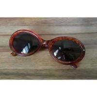 ราคา สินค้าที่ขายดีที่สุดของเดือนนี้ แว่นกันแดด Joanna Sunglasses Size 52/15 145mm สีน้ำตาลใส (1734383216568600201)