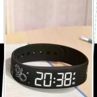 ราคา นาฬิกาข้อมือสำหรับนักเรียน นาฬิกาปลุกแฟชั่น สายรัดข้อมืออเนกประสงค์ กีฬา สมาร์ท มัลติฟังก์ชัน ระบบสั่นเงียบ กันน้ำ สำหรับเด็ก อิเล็กทรอนิกส์ รุ่นปี 2025 สินค้าขายดี ดีไซน์ทันสมัย (1733764076814239005)