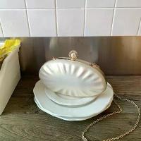 ราคา European and American fashion oval shell goose egg acrylic clutch bag chain bag pearl dinner hand bag shoulder bag ราคา ถูก คุณภาพ เต็ม ร้อย (1733827993836881549)