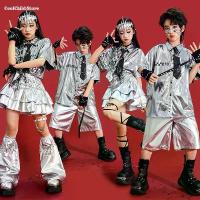 ราคา ชุดเสื้อผ้าเด็กผู้หญิงสไตล์ K-pop แจ๊ส เสื้อสีเงิน กระโปรง กางเกงวิ่งฮิปฮอปเด็กผู้ชาย กางเกงขาสั้นเต้นสตรีทแดนซ์ ชุดคอสตูมเด็ก เสื้อผ้าเด็กแนวสตรีท (1734165106076714587)