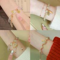 ราคา สร้อยข้อมือกระต่ายหยก สไตล์จีนใหม่ สไตล์ประจำชาติ แฮนด์เมด ประดับด้วยลูกปัด จี้ตัวอักษรฟู ล็อคสันติภาพ ประสาน สร้อยข้อมือหยกเทียม สำหรับผู้หญิง กรอบ ลูกอม เหรียญ หลังยันต์ ไตร (1731209086705501362)