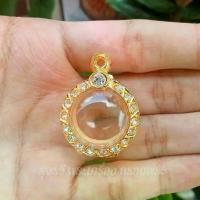 ราคา กรอบพระชุบทองฝังเพชร ลูกอม [ กว้าง2.0*สูง2.0cm(ขนาดจอกระจก) ] (1729593801289730312)