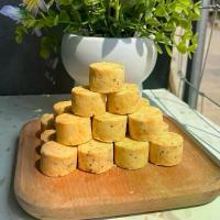 ราคา New! คุกกี้ ทุเรียนไข่เค็มงาขี้ม่อน ใช้ผงทุเรียนแท้ๆขนาด 100 กรัม (1734437178163234093)