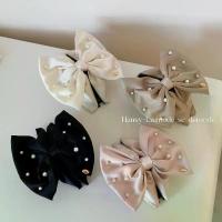 ราคา กิ๊บติดผม ทรงสามเหลี่ยม กุทัณฑ์ ลูกปัด 3 มิติ กิ๊บหนีบผม กิ๊บติดผม กิ๊บติดผม กิ๊บติดผม เครื่องประดับผม (1734261369102959965)