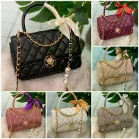 ราคา มีบริการเก็บปลายทาง กระเป๋าPimmy แบรนด์แท้100% ทรงคลาสสิค สายมุก หนังลายตารางนุ่มๆ ขนาด 9 นิ้ว ฟรี!!ริบบิ้น+ถุงผ้าแบรนด์ (1734390347396122438)