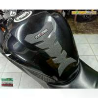 ราคา กันรอยกลางถังน้ำมัน CBR150R [ ปี 2010 - 2016 ] แบบ [ ฟองน้ำ ] แบรนด์ [ Maxtec ] (1734305792502826823)