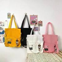 ราคา zgrshop48 (ส่งจากไทยพร้อมส่ง)กระเป๋าผ้า สะพายข้าง แถมพวงกุญแจ ใบใหญ่ ผ้าหน สะพายหลัง ถอดสายได้ กระดาษชำระ turkey ซักผ้า ขาย ร้อน ลูกกลิ้งทำความสะอาด หมุนได้ 360 ที่กั้นประตู บล็อกบัสเตอร์ (17322811942
