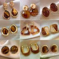 ราคา prvshop20 Retro Amber ต่างหูสีกาแฟ Niche สไตล์ใหม่หรูหรา All-Match ต่างหูสุภาพสตรี หมุนได้ 360 สินค้าขายดี ไอโฟน13พลัส ขายดีประจำเดือนนี้ turkey กระดาษทิชชู่ ไม้ม็อบ โอโม่เมจิกสกิน (173224954957663731