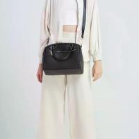 ราคา AWARINN กระเป๋าสะพายข้าง City bag Ep.2 / Size M กระเป๋าทนทาน กันน้ำ เบา ไม่ต้องเปลี่ยนบ่อย (1733644324556342765)