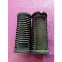 ราคา ♝FRONT FOOT PEG SET "JAPAN" MADE For HONDA BENLY 125 150 C92 CA92 CB92 C95 CA95 // ยางพักเท้าหน้า พักเท้าหน้า❋ (1732547419151500894)