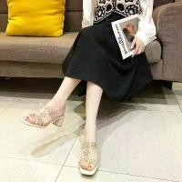 ราคา Korean Style Fashion Rhinestone Sandals for Women Summer Mid-Heel Chunky Heel Trendy New Summer Rhinestone High Heels for Women (1733820405834089829)
