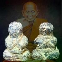 ราคา Top Trending- จี้พระ พระเครื่อง พระปิดตาหลวงปู่เอี่ยม วัดสะพานสูง เนื้อผงพุทธคุณเก่าลงรัก พุทธคุณ แคล้วคลาดปลอดภัย เมตตา เสริมอำนาจ วาสนา(ขนาด2.2*3.0ซม.) (1733598947359360132)