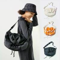 ราคา (มีโค้ดส่วนลด กดสั่งในวิดีโอ)UNIQLO ของแท้ พร้อมส่ง กระเป๋าสะพายข้าง กระเป๋าสะพายไหล่ / UNIQLO Drawstring Bag Uniqlo U (1732760431668070297)