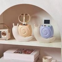 ราคา ออแกไนเซอร์ตั้งโต๊ะหอยทาก, เป็นมิตรกับเด็ก, วัสดุพลาสติก, อเนกประสงค์, ที่เก็บปากกา, ขนาดกะทัดรัด, เหมาะสำหรับโรงเรียนและสำนักงาน, อุปกรณ์ศิลปะ (1733347661126599728)