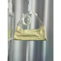 ราคา Stand Oil Pleats Bag - 플리츠백 (Black ,Butter ,Baby Pink) (1733527413091435696)