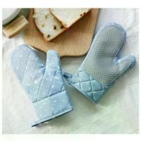 ราคา 【จัดส่งจากประเทศไทย】 ถุงมือทนความร้อนสําหรับเตาอบอาหารไมโครเวฟ 1 คู่ ถุงมือเตาอบ ไมโครเวฟ ถุงมือกันความร้อน ที่จับซิลิโคน สีฟ้า สีเขียว (1732132892806252362)