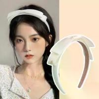 ราคา ที่คาดผม สไตล์ฝรั่งเศส เรียบหรู ริบบิ้น สองชั้น แฟชั่นย้อนยุค โบว์หวาน สีขาว หูกระต่าย ที่คาดผมหัวกะโหลกสูง เรียบหรู และหลากหลาย Yu Shuxin กิ๊บ หนีบ ผม สวยๆ ผ้า คาด ผม (1732875461389878662)
