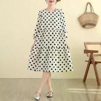 ราคา Real shot of plus-size cotton-linen elegant loose-fitting polka dot dress with three-quarter sleeves, A-line skirt, sizes M to 4XL 100kg (1734643794709284787)