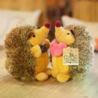 ราคา ตุ๊กตาเม่นคู่ น่ารัก ตุ๊กตาเม่นเล็ก ตุ๊กตาเหมือนจริง สำหรับเด็กผู้หญิง วันเด็ก ตุ๊กตาผ้า งานเฉลิมฉลองแต่งงาน (1734080627860407748)